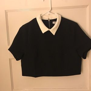 Peter Pan collar crop top
